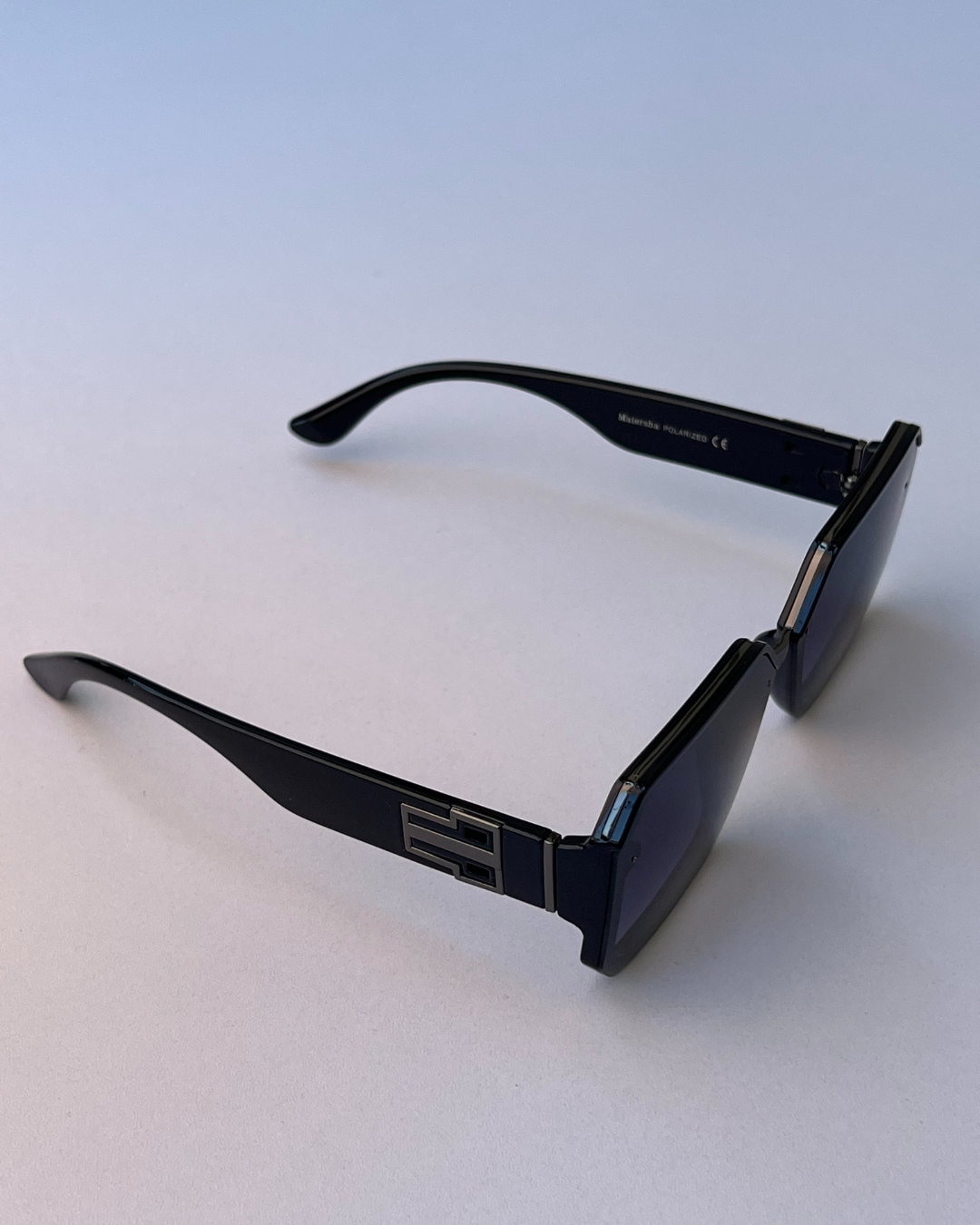 Oversized Square Sunglasses – Black Frame