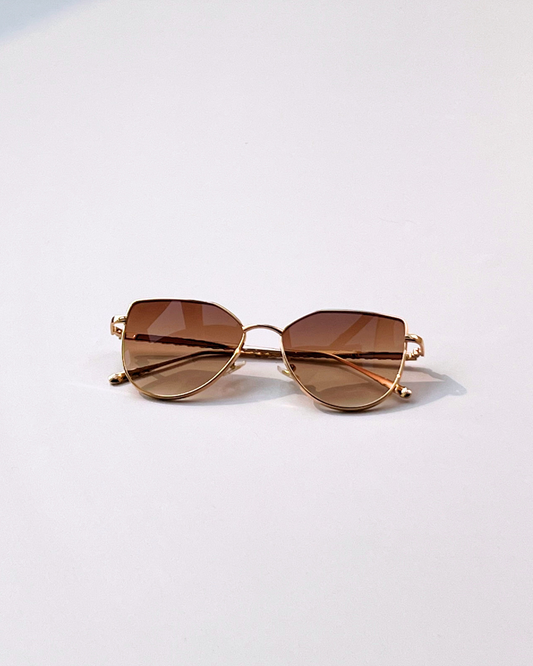 Cat Eye Sunglasses – Golden Frame with Brown Gradient Lenses