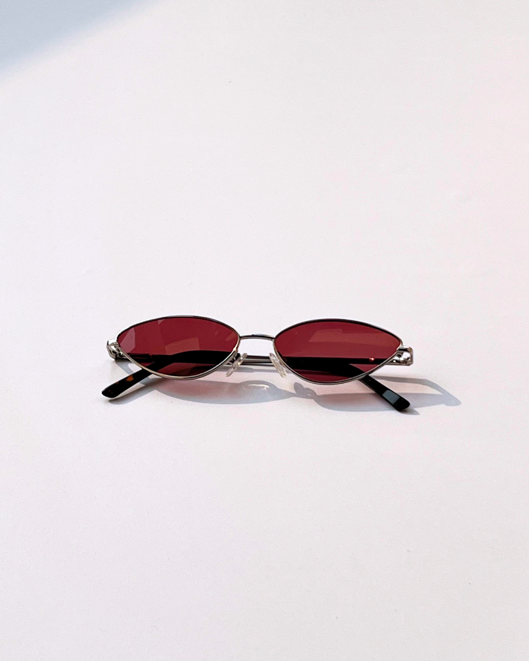 Trendy Red Lens Sunglasses –Perfect for Slim Face